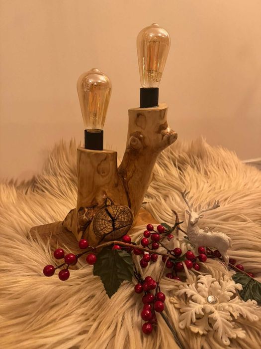 Lampa stojąca z litego drewna