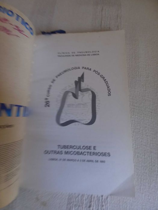 2 livros de Medicina a Tuberculose monografias Becham