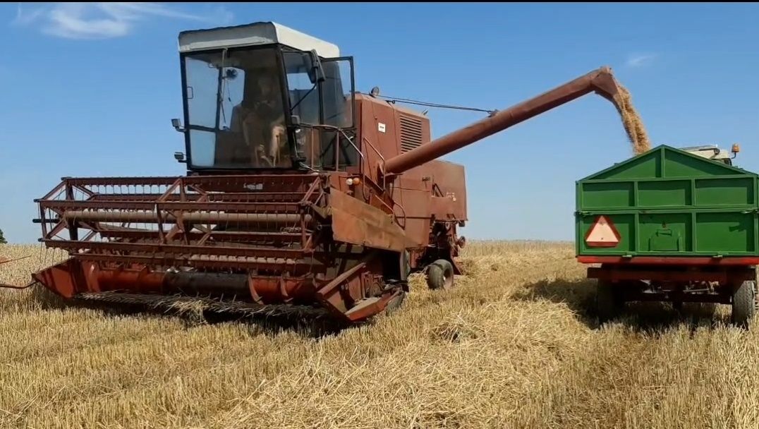 Kombajn Bizon Z056 Kabina Sieczkarnia