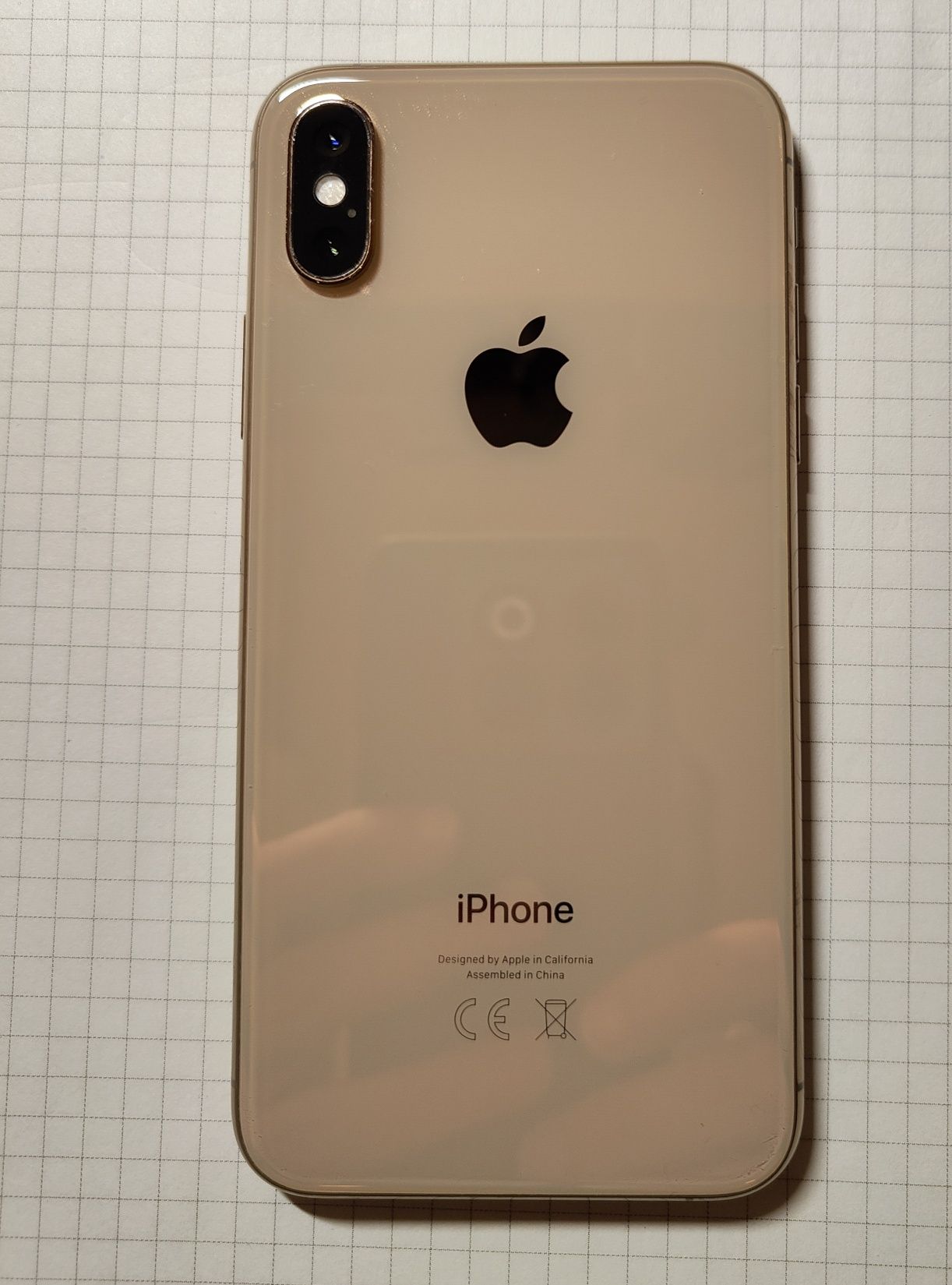Смартфон iPhone XS 64Gb Gold