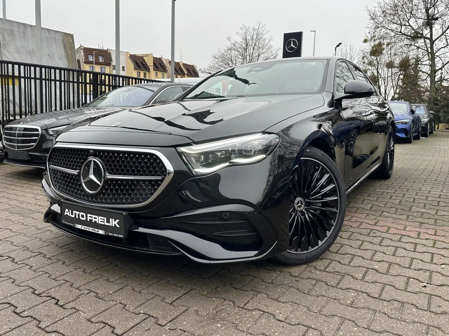 Mercedes-Benz Klasa E E 220d 4Matic AMG Night Advanced Plus, Burmester 4D, Domykanie drzwi