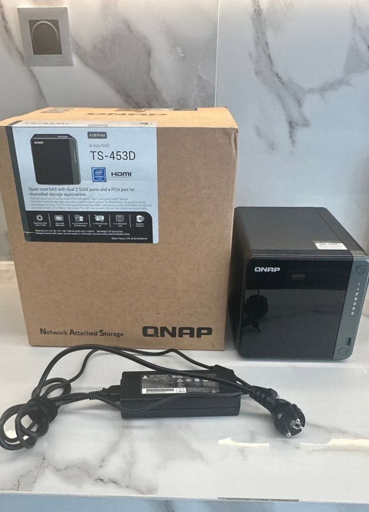 Nas Qnap TS-453D (synology)