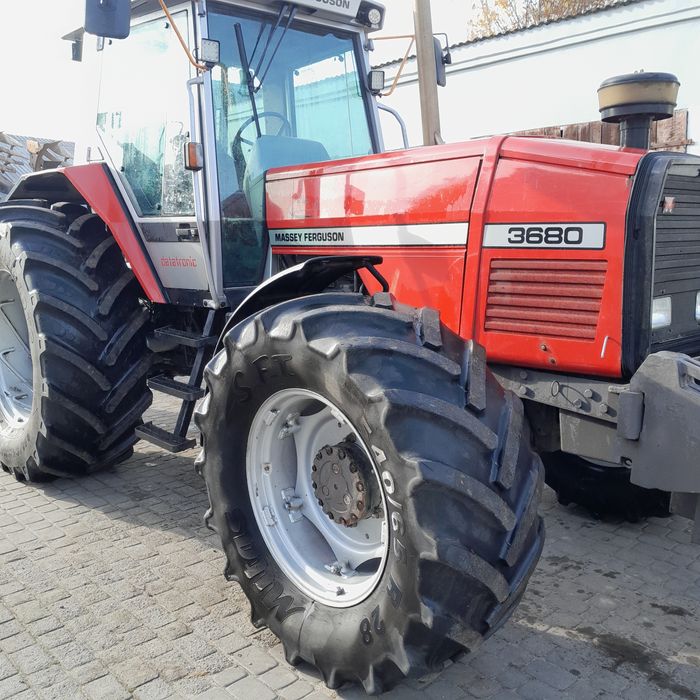 Massey ferguson 3680.  180 KM.   ŁADNY STAN  Orginalne 10220 motogodzi