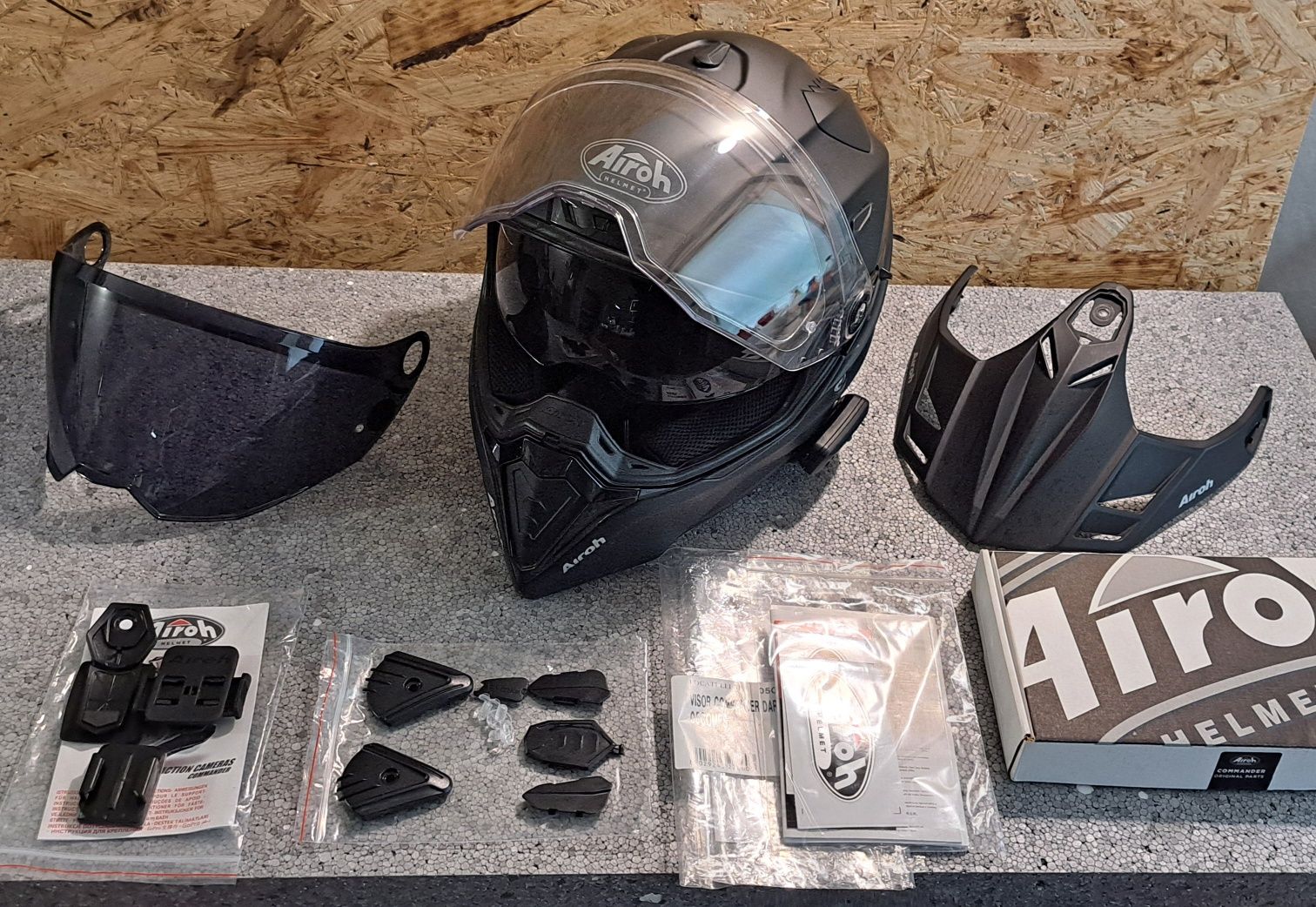 Kask Motocyklowy Airoh Commander XL Full zestaw + Intercom Cardo