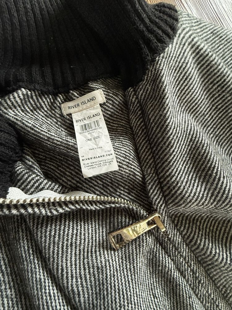 Poncho, narzutka, sweter River Island one size