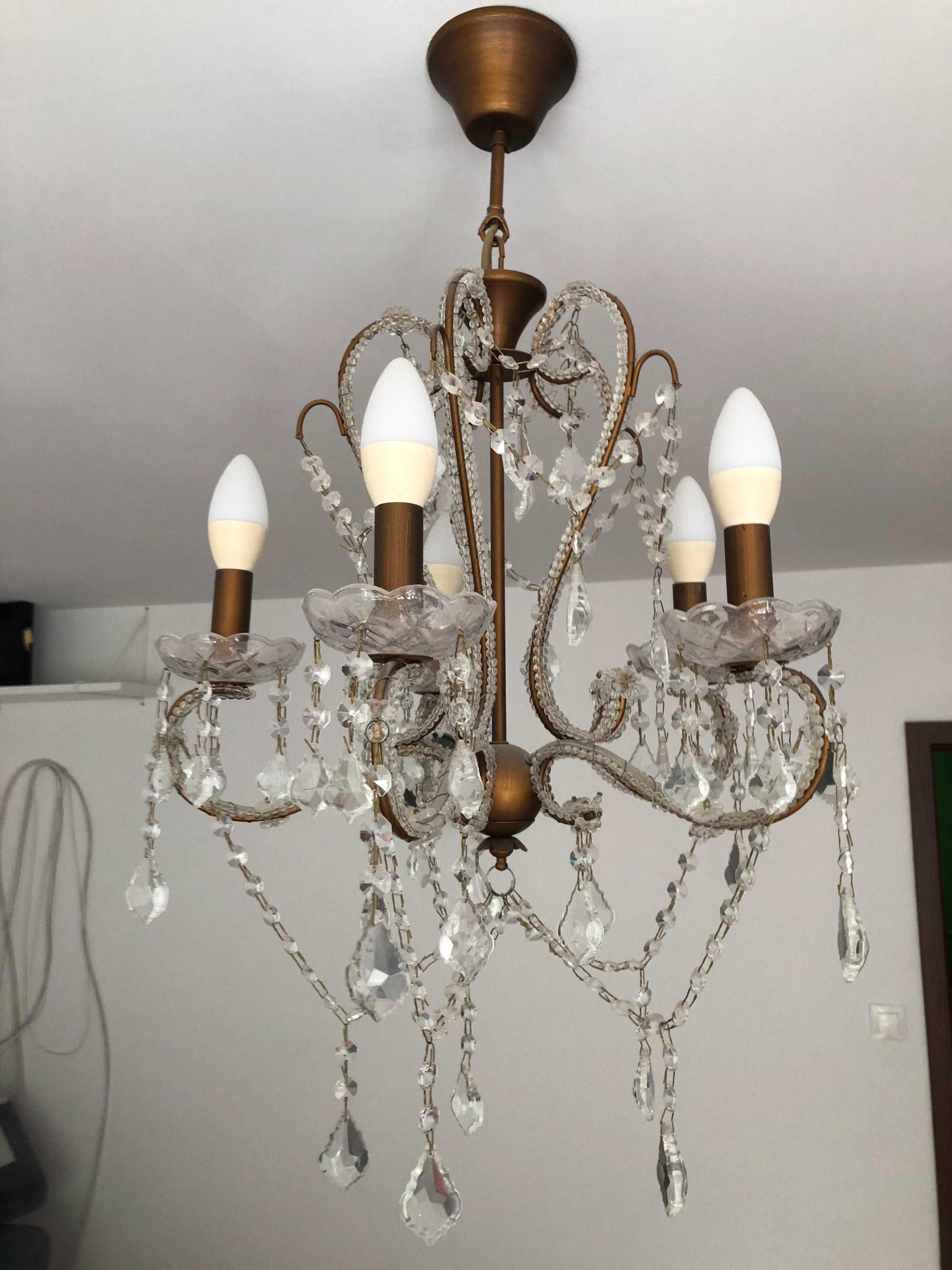 Lampa wisząca z kryształkami