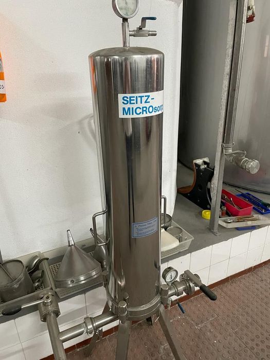 Linha de enchimento para vinho