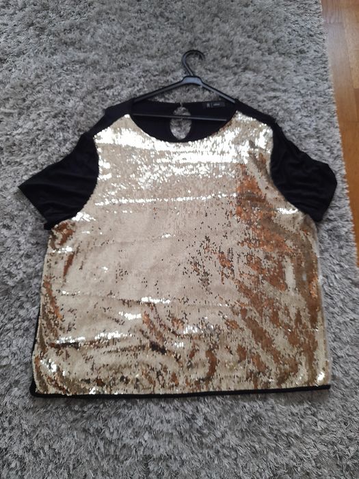 T-shirt de lantejolas douradas