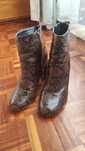 Botas de salto em Cobra
