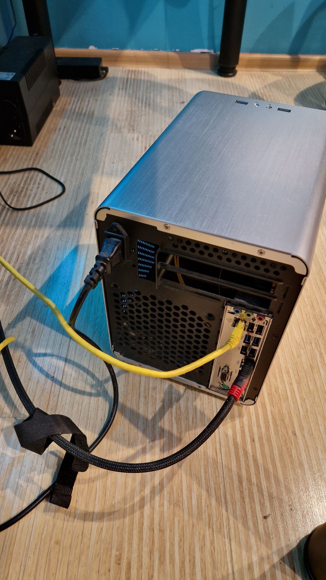 Komputer intel , windows 11 pro