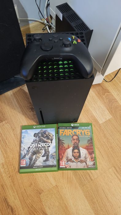 Xbox series.  x pełen zestaw