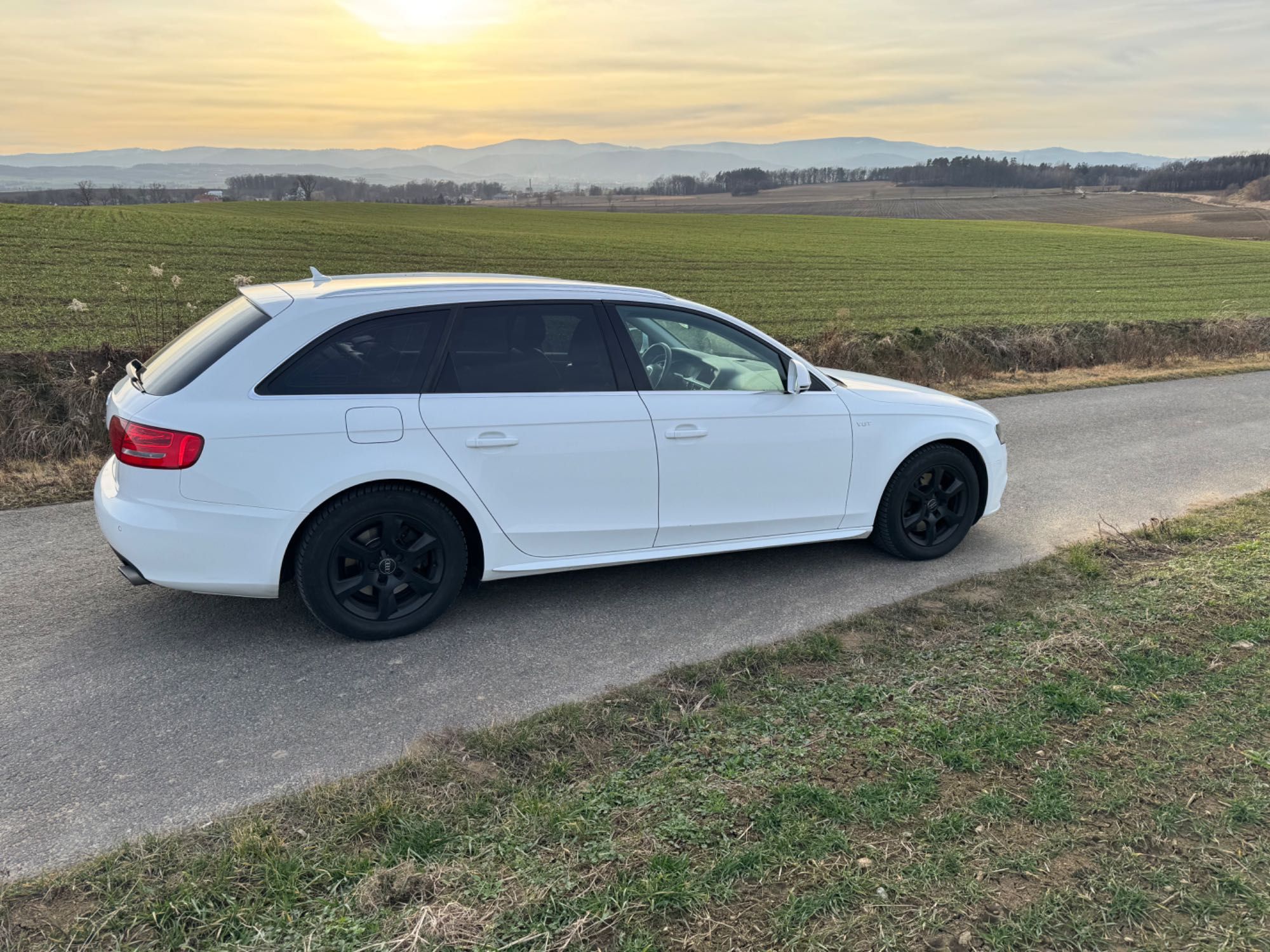 Audi A4 B8 3.0TDI quattro Tiptronic