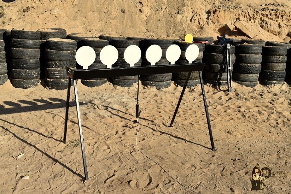 Stolik strzelecki / place rack