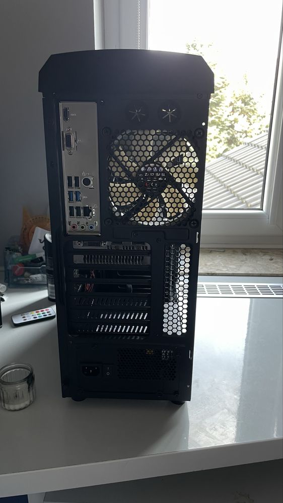 Komputer do gier RX 570| i5-10400f | 16GB RAM | 1tb m.2 i 500gb WIFI