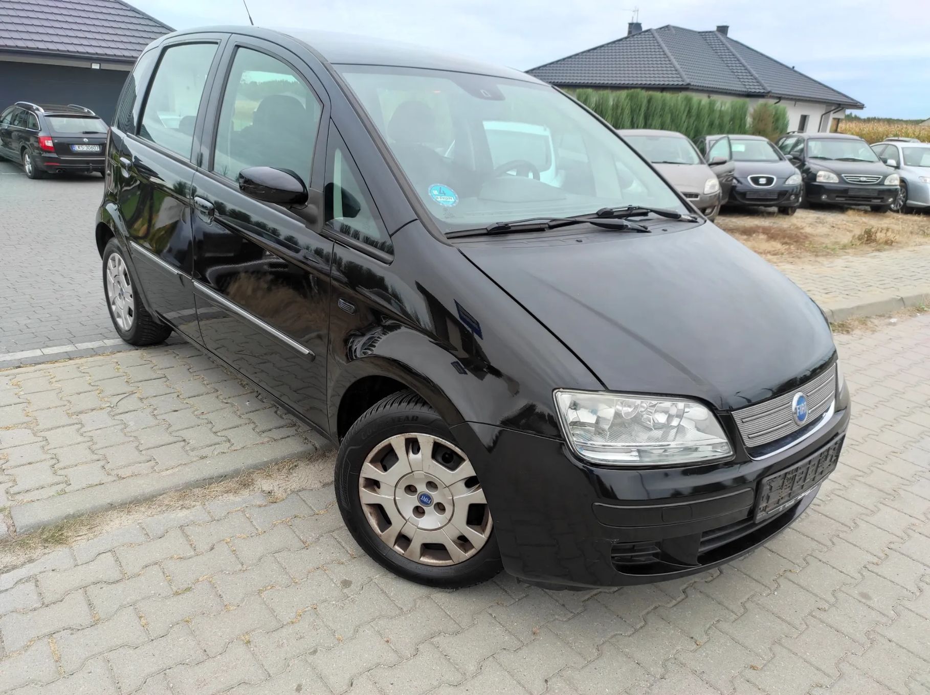 Fiat Idea 1.4 B 6 Biegów Czarny kolor Klimatyzacja