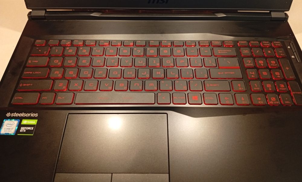 Ноутбук/ігровий/Msi/i7/9750H/16 ram/512 SSD/gtx1660 ti/6 GB/17,3