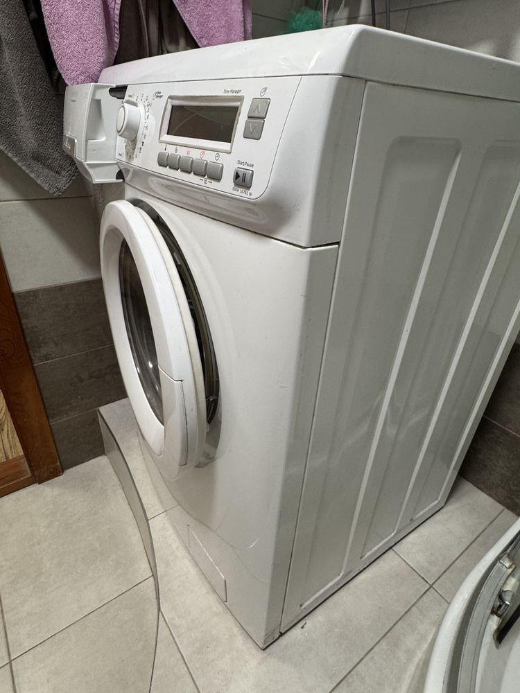 Пральна машина із сушаркою ELECTROLUX EWW 16781 W