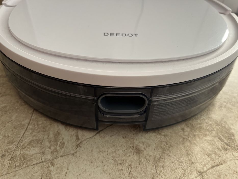 Aspirador robot marca Deebot