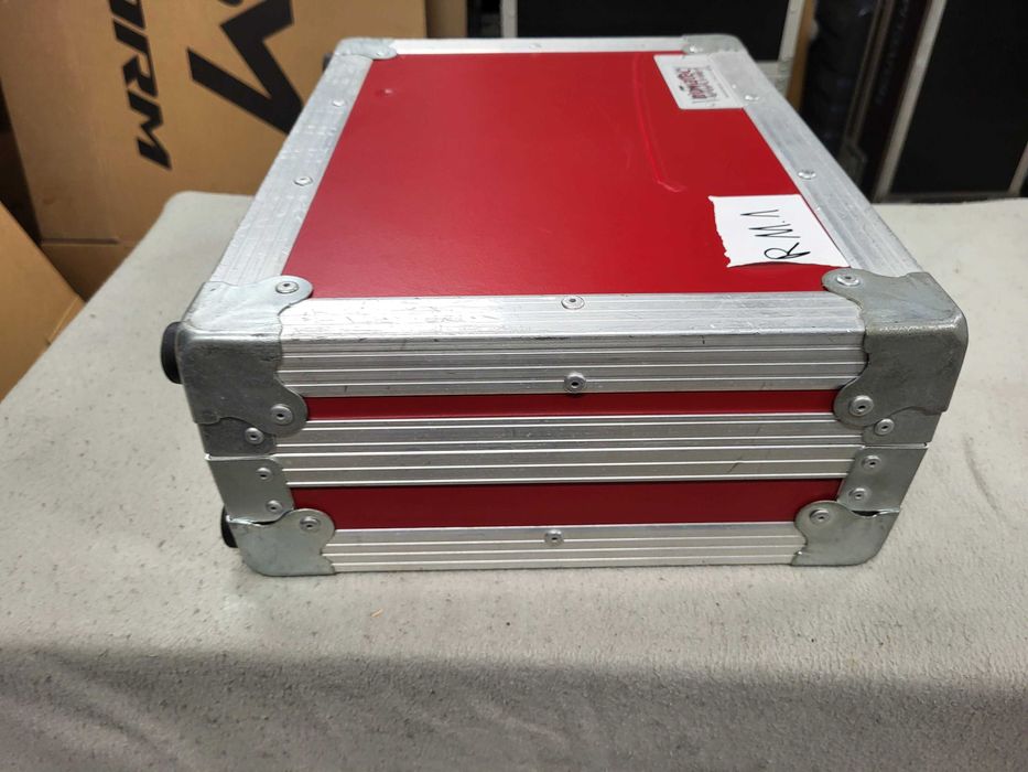 Walizka 39x29x13  flightcase kejs flight case // R11.1
