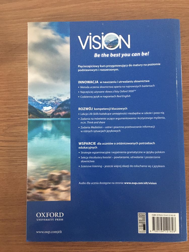 Vision 2 podręcznik Student’s Book jak nowa