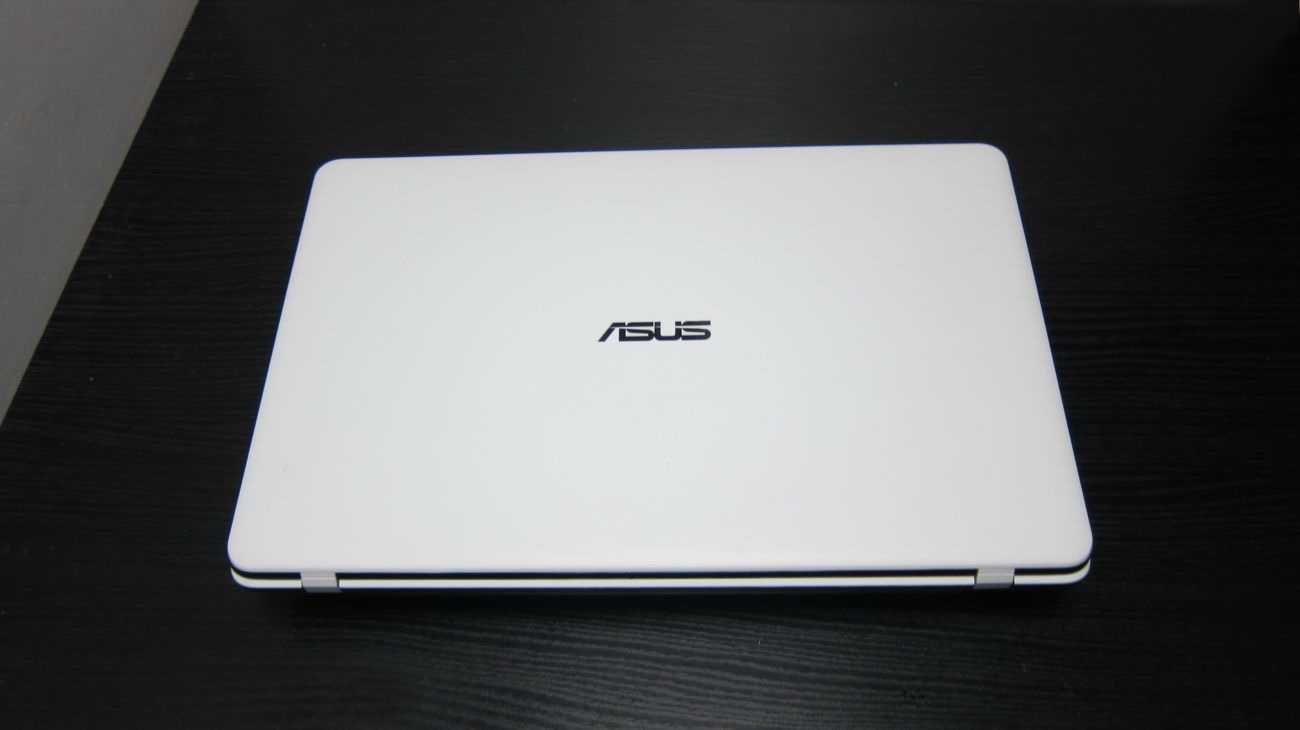 Ноутбук Asus в отличном состоянии