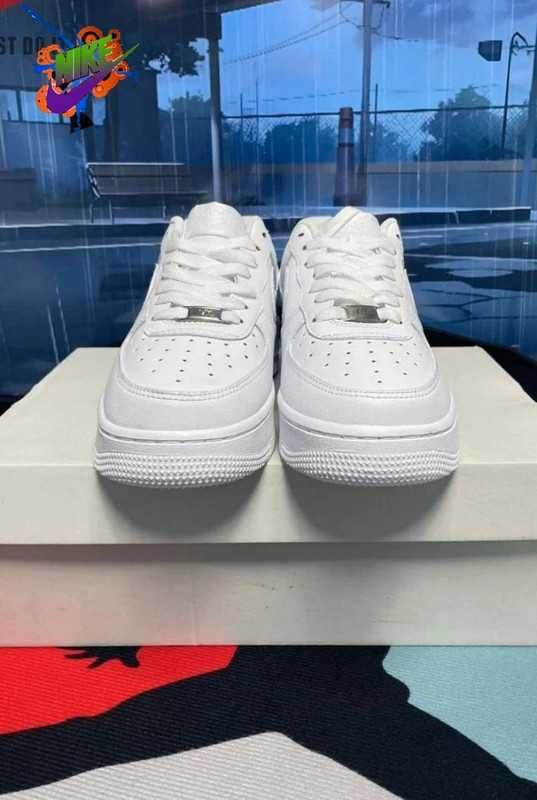 Biały\NikeForce1*airDamskieKomfort ZniżkaTrampkiNeutralne 36.5
