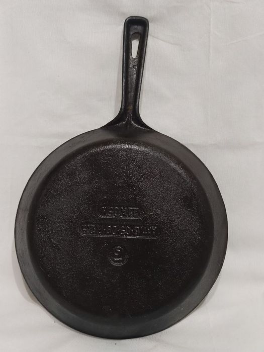 Сковородка чугунная времен СССР 25см