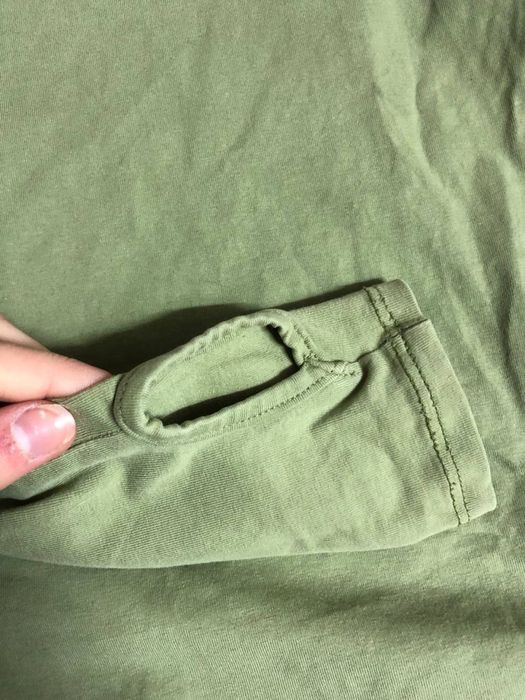 лонгслів стан 10/10  оливковий колір