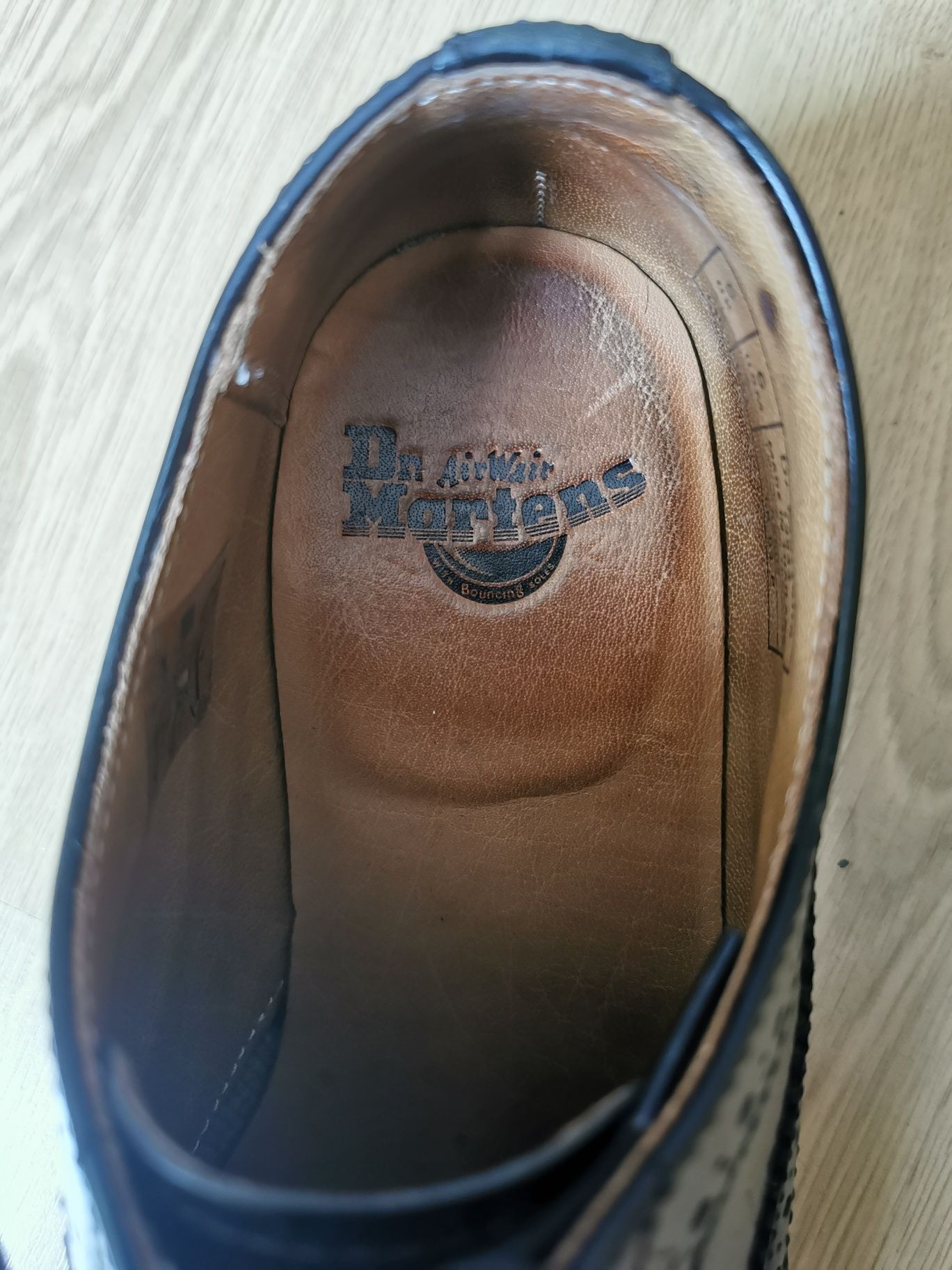 Dr. Martens Brogues