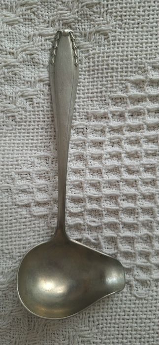 Stara łyżka do sosu, chochelka.