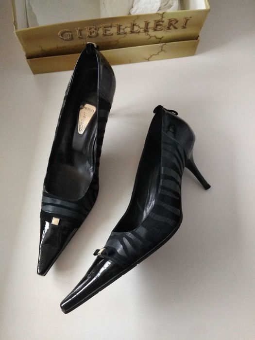 39р. Туфли-лодочки enrico gibellieri (италия), кожа