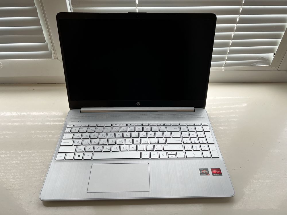 Ноутбук HP 15s-eq2057