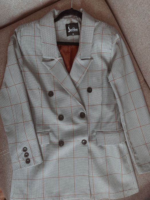 Стильний  піджак