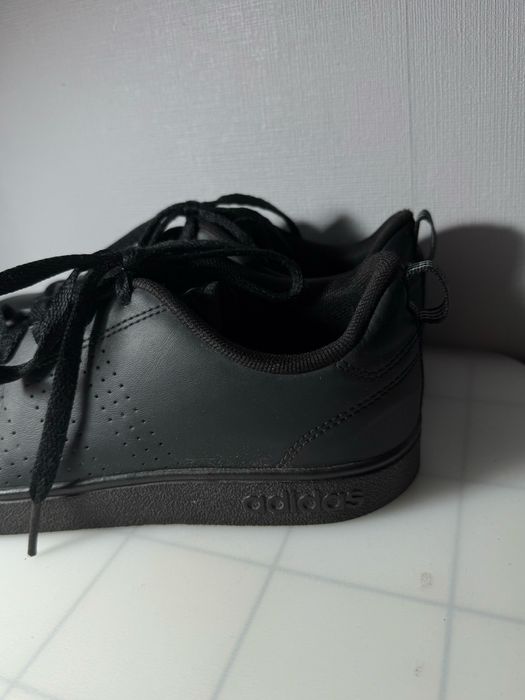 Czarne buty Adidas