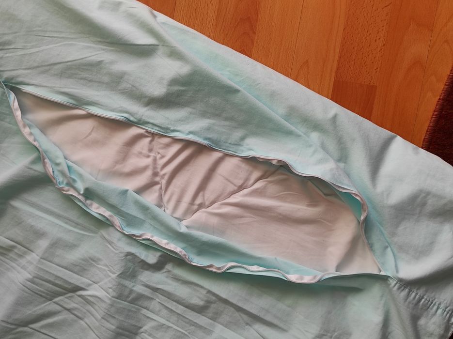 2 zestawy pościeli do łóżeczka + poduszka i kołderka