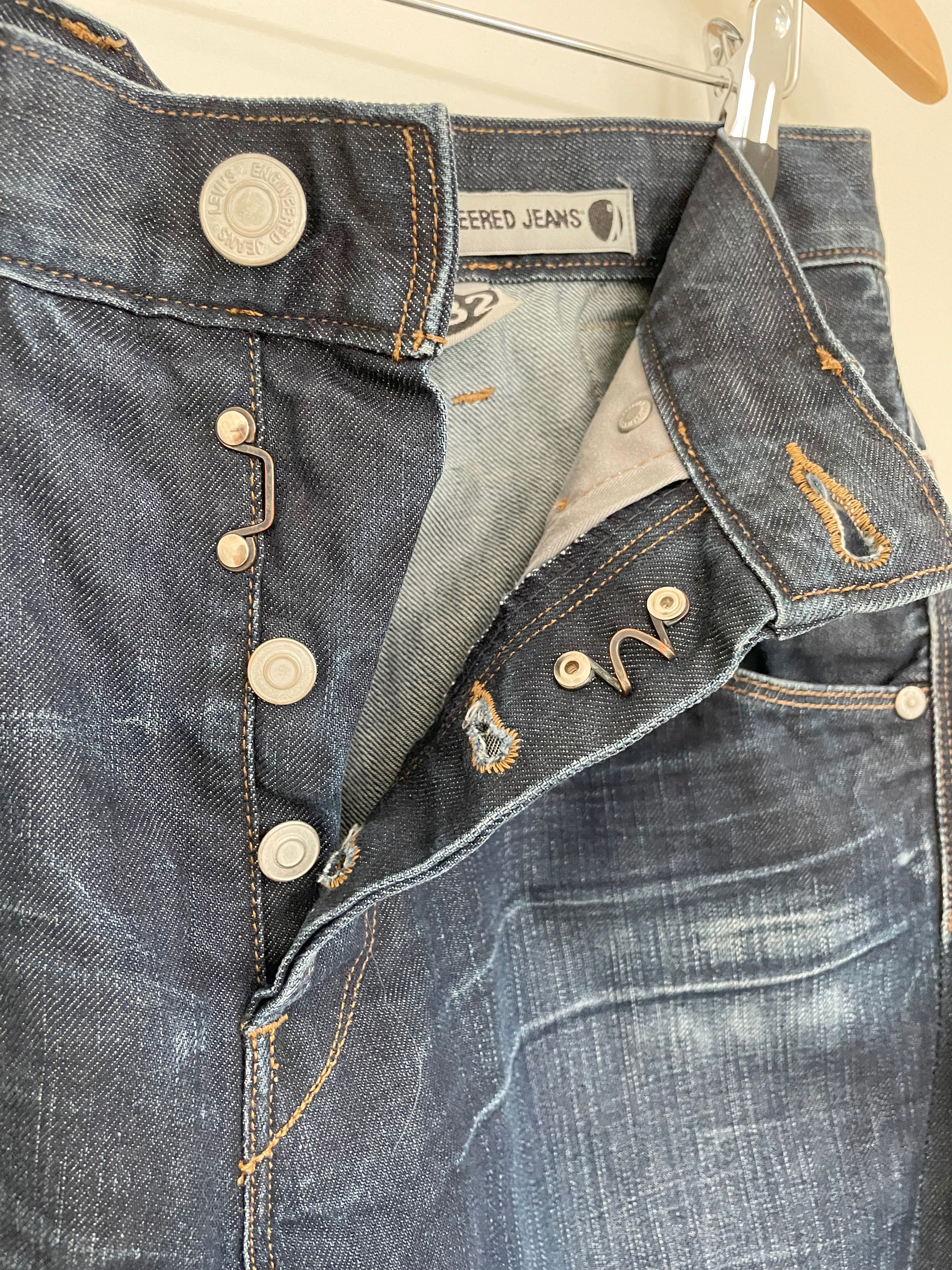 Levis Engineered Jeans