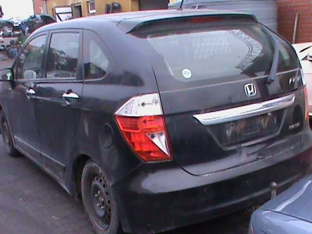 Honda FRV Lampy zderzak tył, maska   Kod lakieru B92P