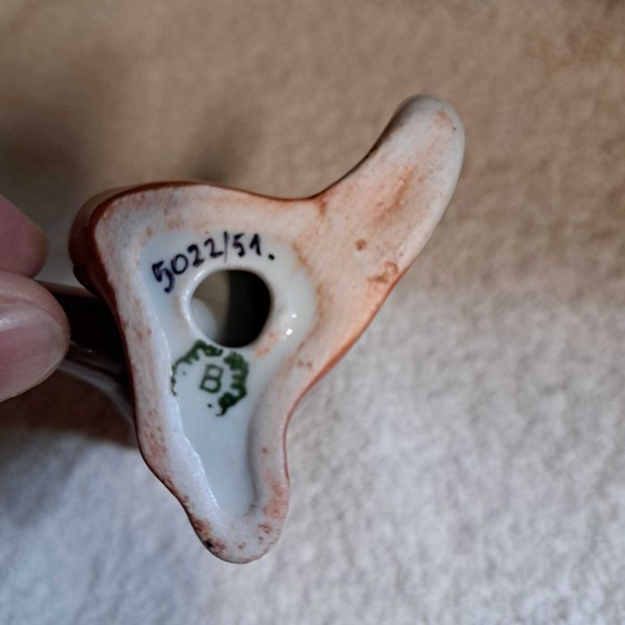 Figurka porcelanowa kotka, proj. Zdany Kosickiej, Bogucice, New Look