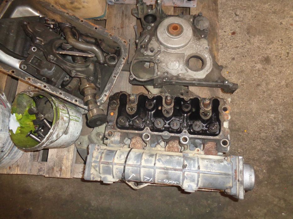 Głowica silnik DEUTZ D2011 L03 Części deutz