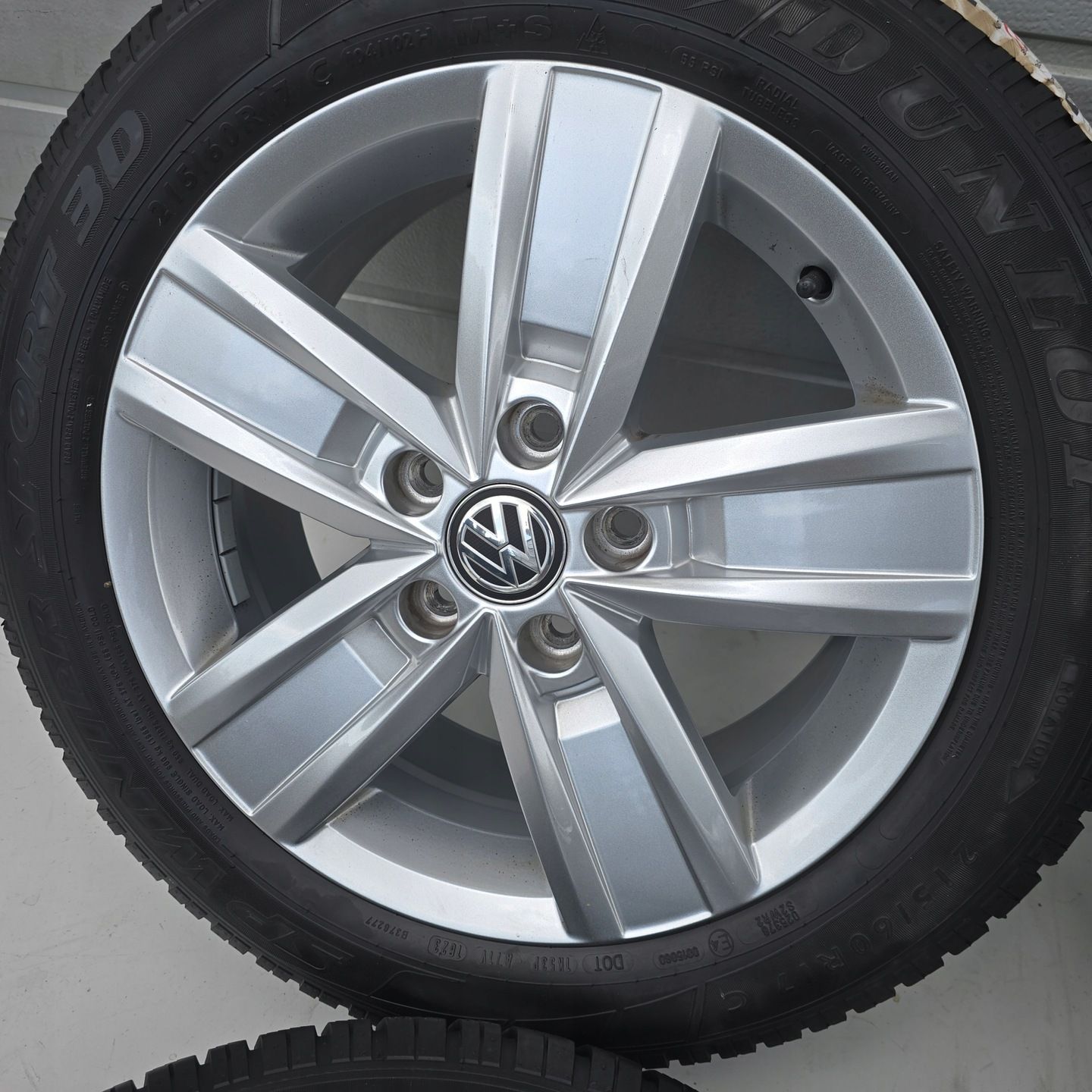 VW T5 T6 Multivan 5X120 Dunlop 215/60R17 C 104/102 H 17'' ET55 23R 4X