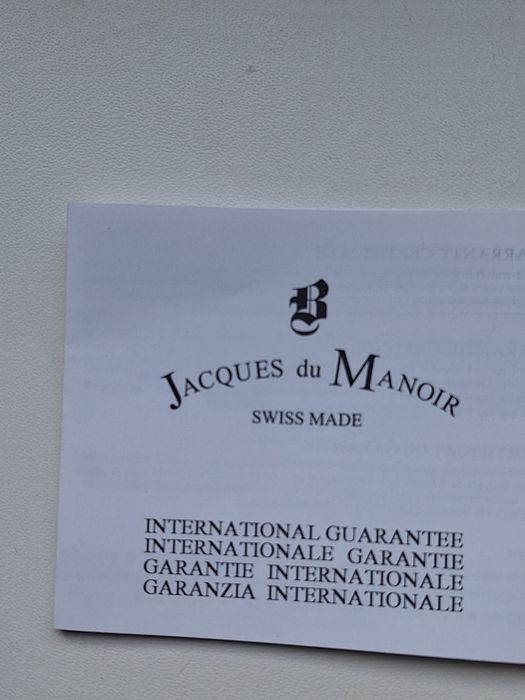 Годинник швейцарський жіночий