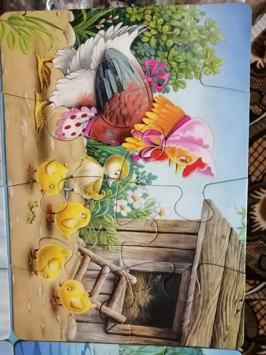 Пазли картонні для дітей.