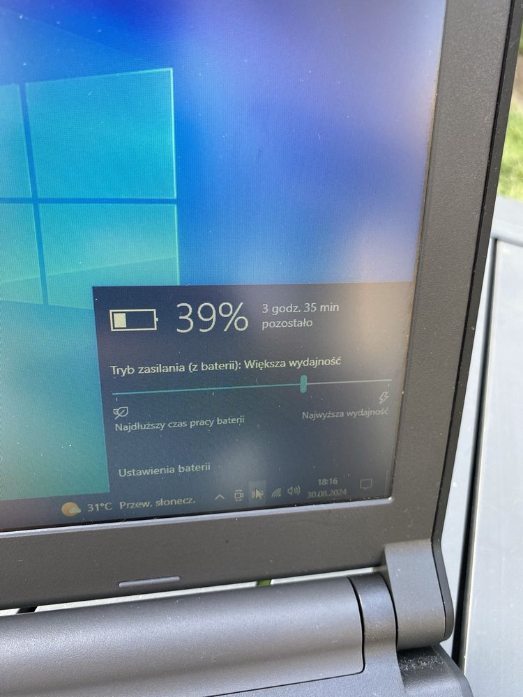 Dell 3350 i3 5-gen / 4GB RAM / SSD 128GB / Windows 10 / HDMI