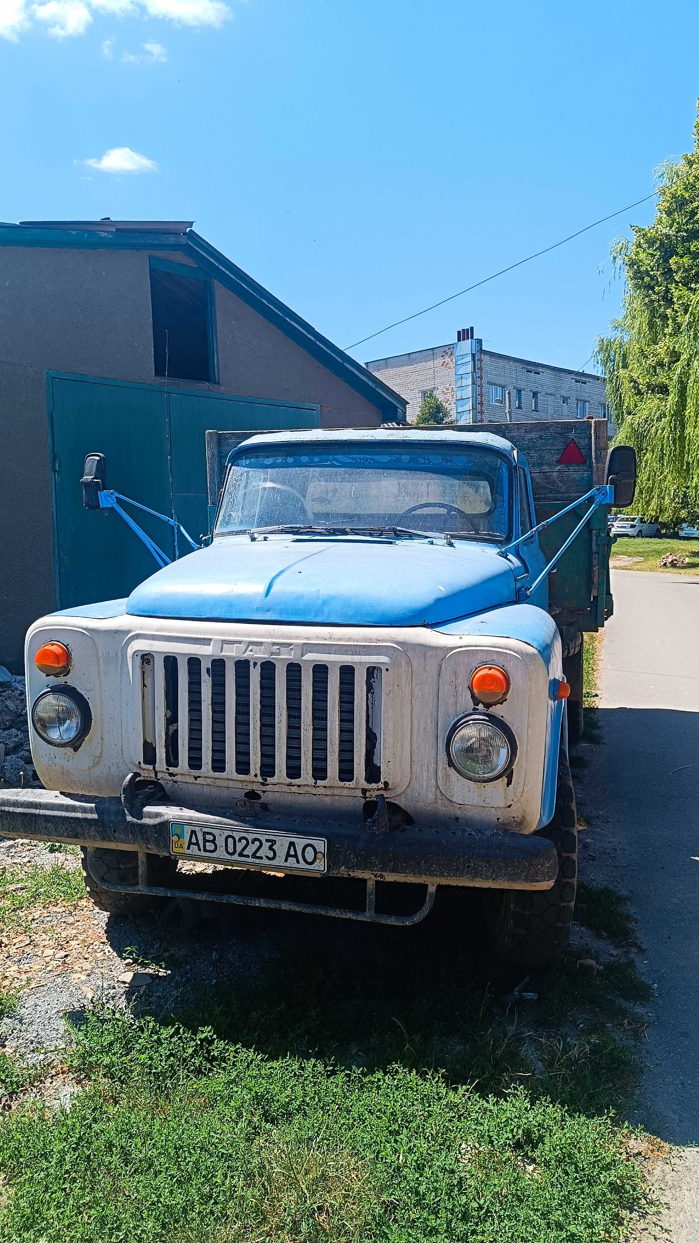 Газ 53 в повному бойовому