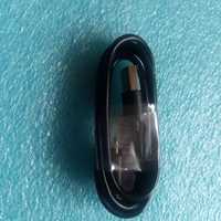 Czarny kabel USB do iPhone