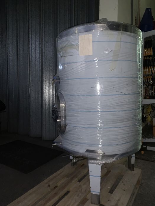 Cuba em inox p/vinho 550L