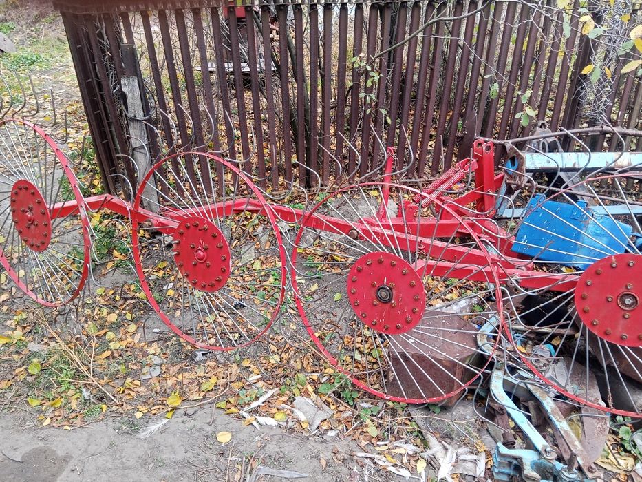 Продам роторку косу,гребки сонечко на 4колеса..