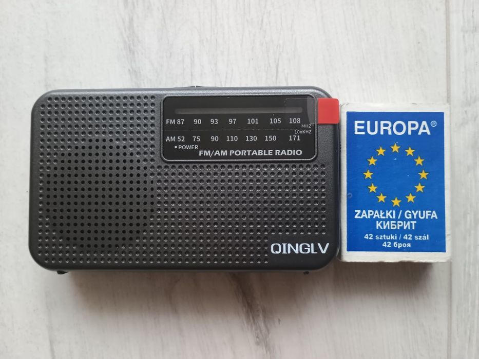 Radio FM AM kieszonkowe przenośne qinglv baterie AA