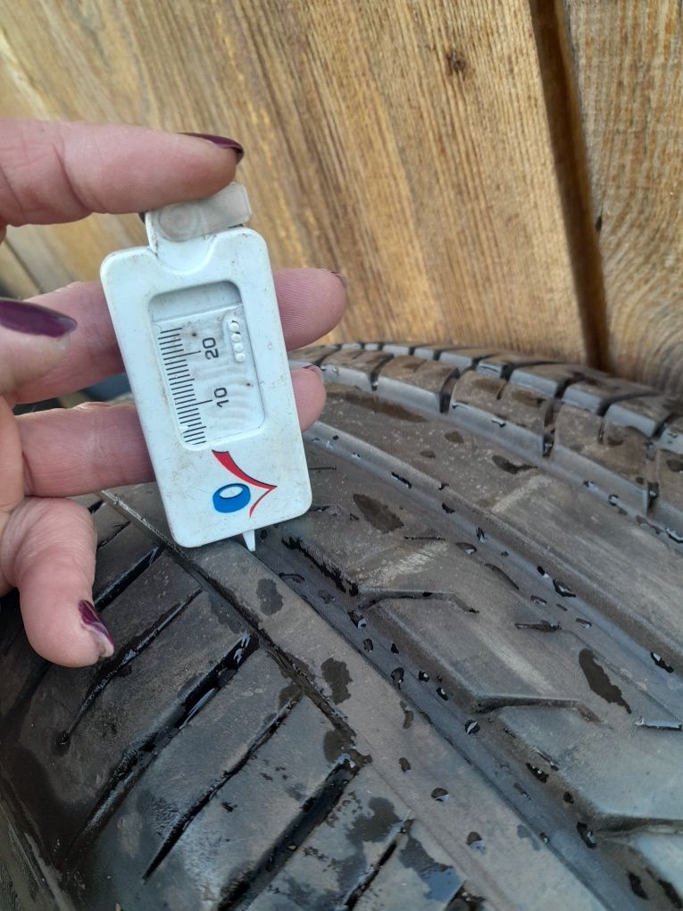 Opony ZEETEX 235/60 R16 Wielosezonowe 4 sztuki