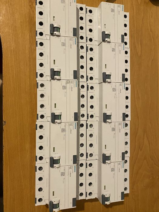wyłącznik różnicowoprądowy Siemens 5SV3 344-6KL RCCB 40A